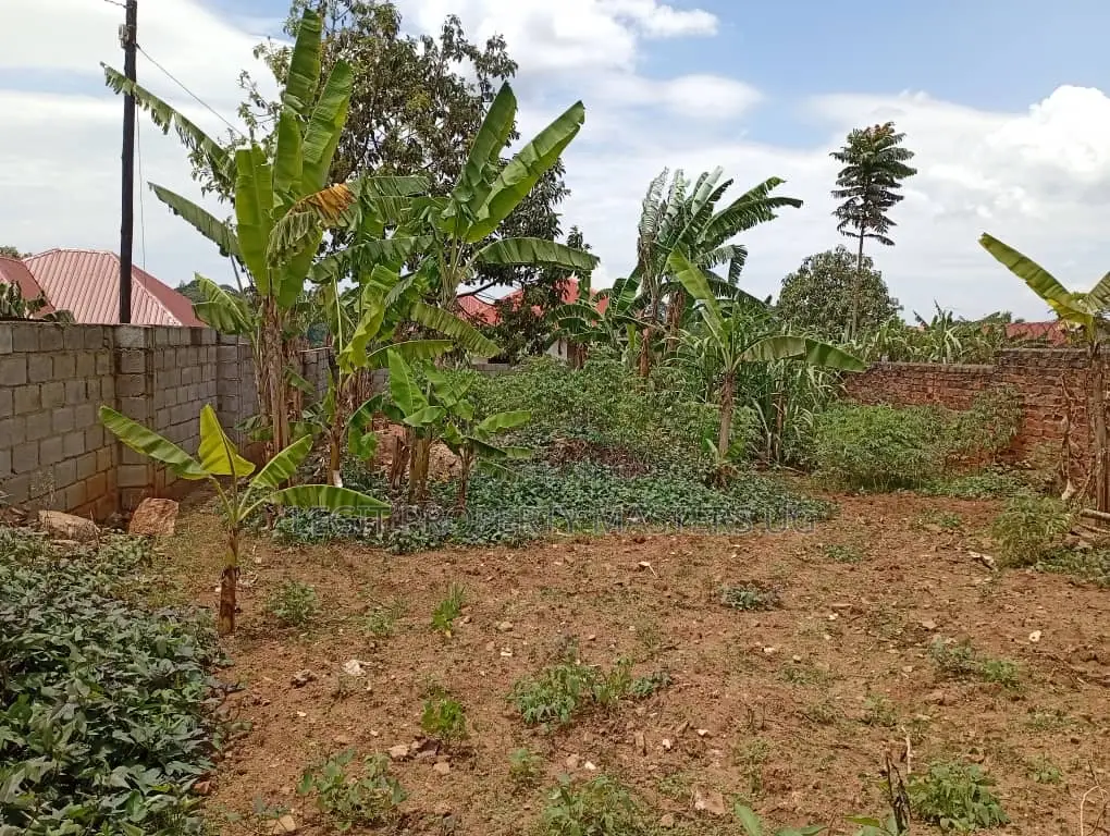 Land for Sale in Kakindu, Entebbe Road