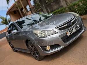 Subaru Legacy 2010 Silver