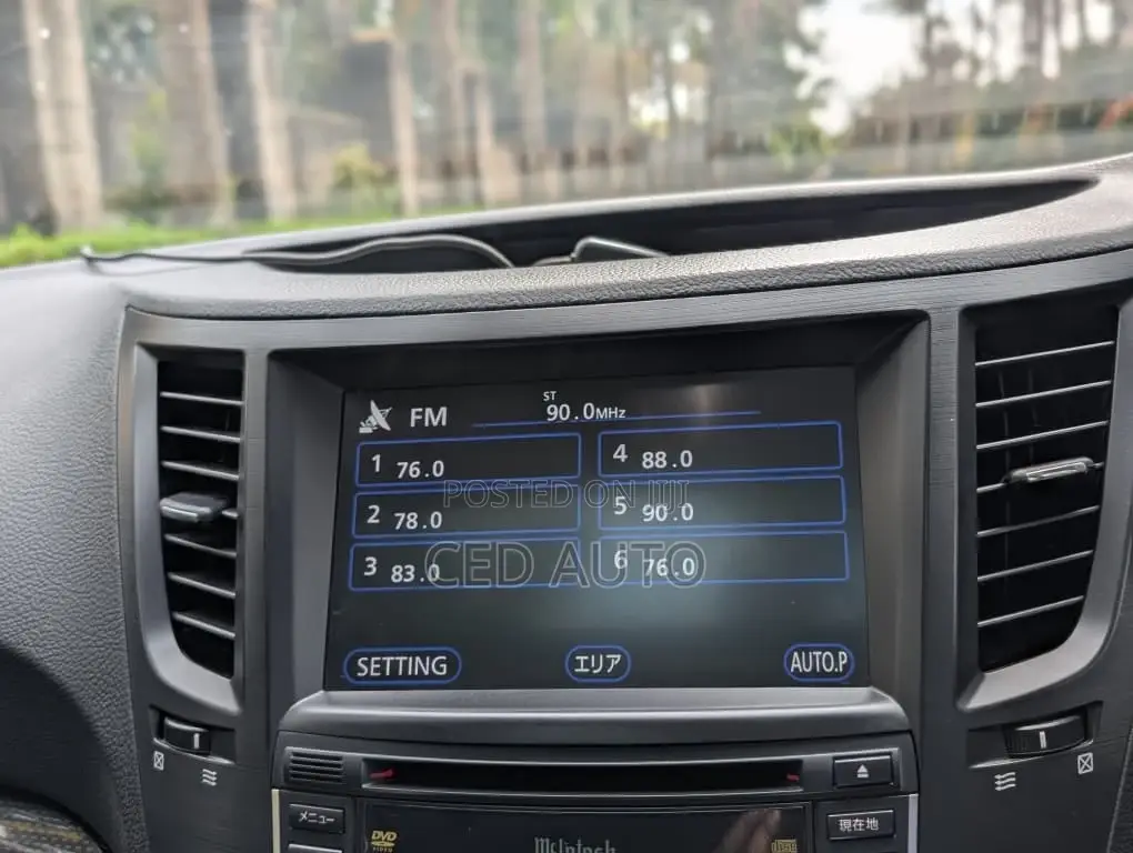 Subaru Legacy 2010 Silver