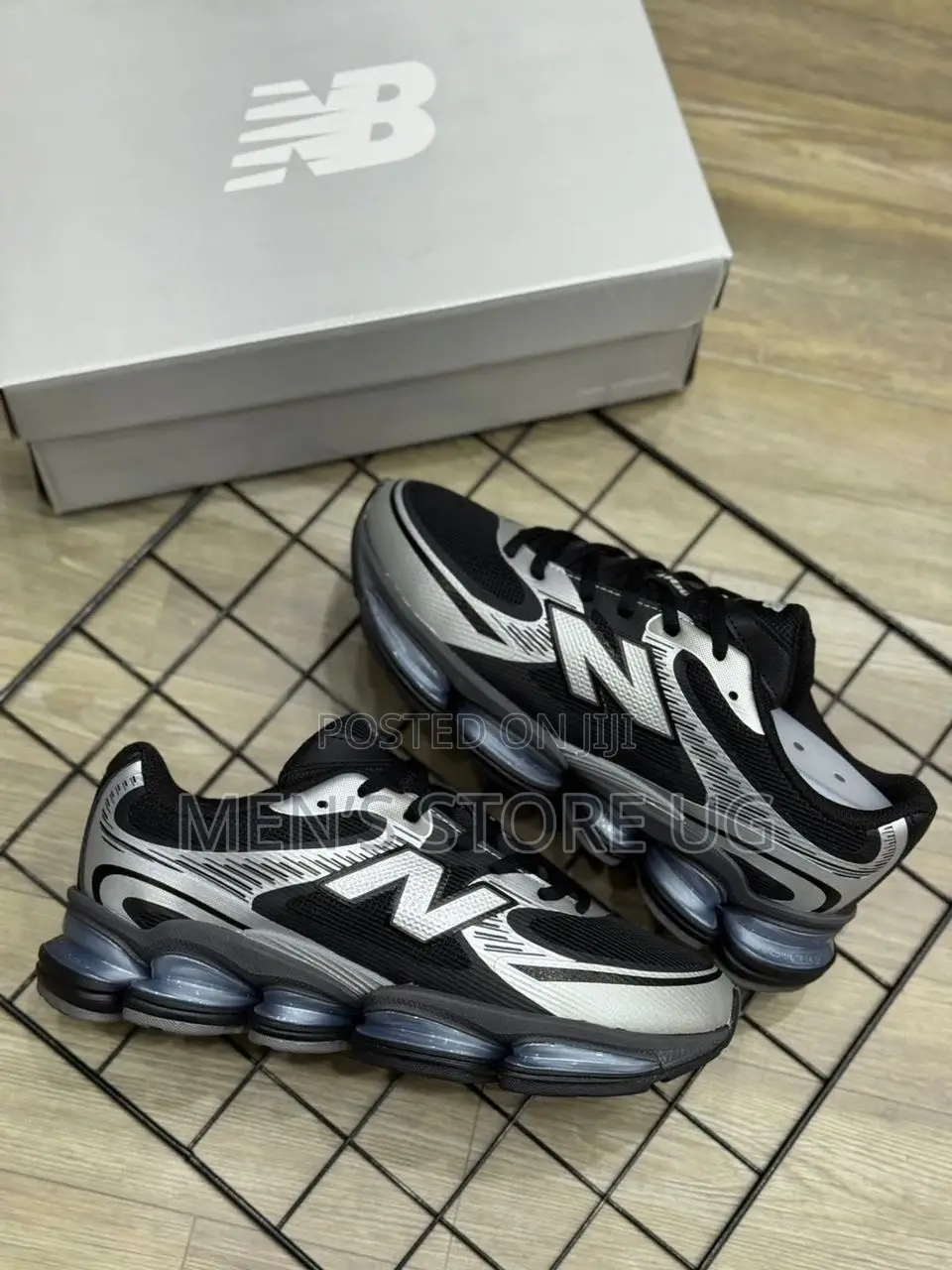 New Balance Abzorb 2000