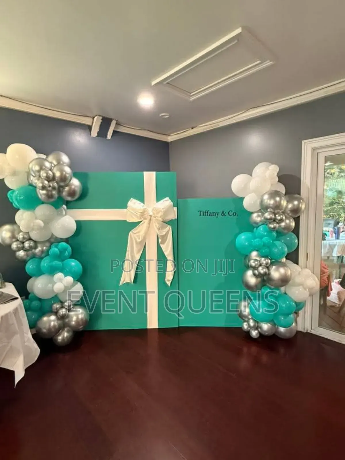 Beautiful Decorations at Affordable Prices