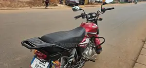 TVS HLX 125 2025 Red