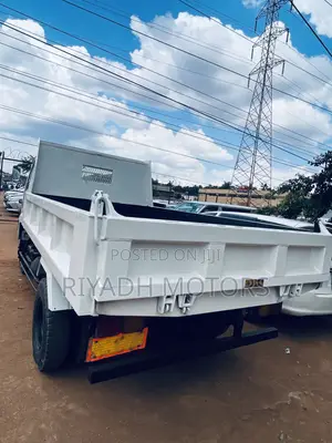 Isuzu Juston Single Light