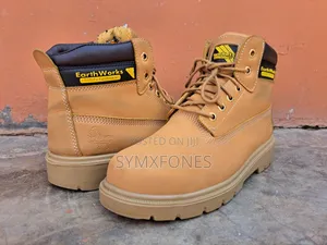 Earthworks Safety Shoe