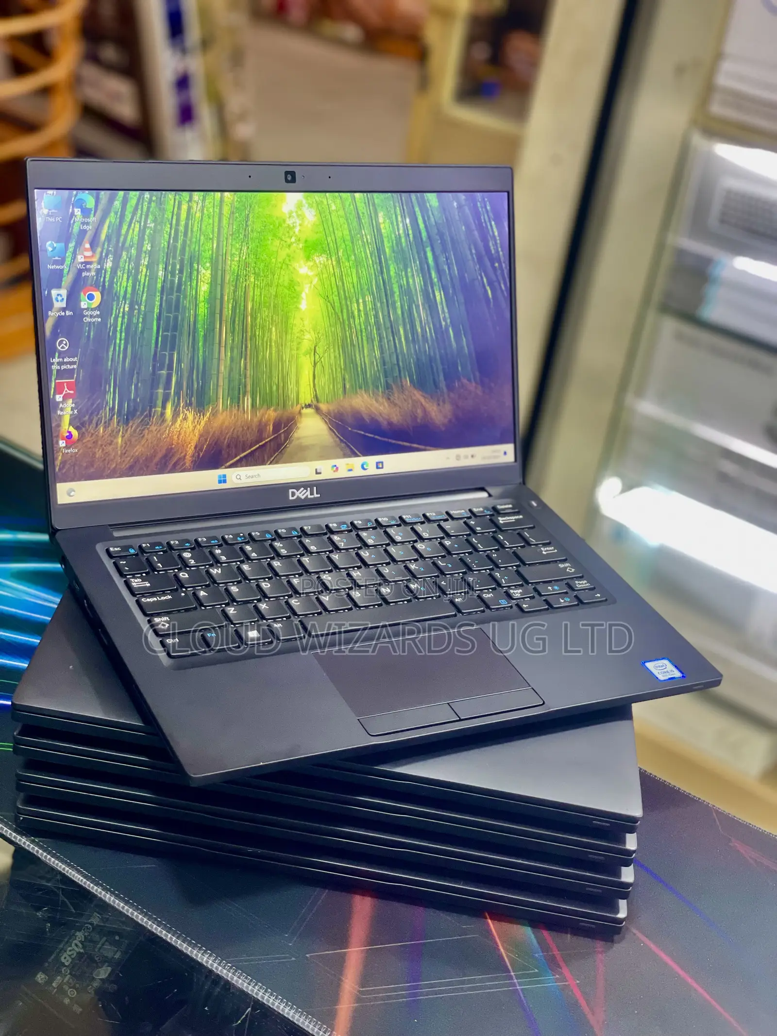 Laptop Dell Latitude 7390 8GB Intel Core I5 SSHD (Hybrid) 256GB