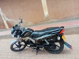 Mahindra Duro 2023 Black