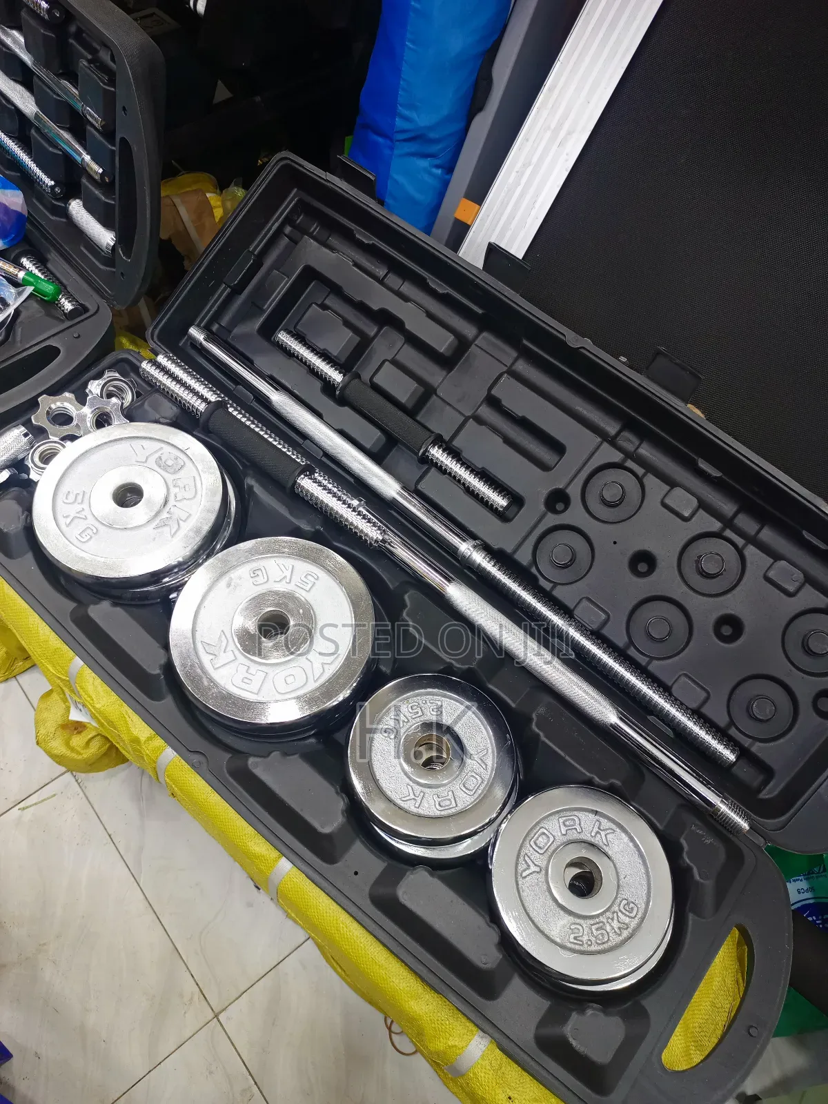 Adjustable Dumbbell and Barbell Weight Set, 50 Kg Set.