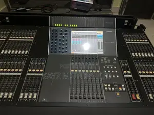Yamaha M7 Cl 48 Digital Mixer