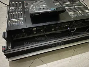 Yamaha M7 Cl 48 Digital Mixer