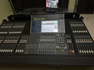 Yamaha M7 Cl 48 Digital Mixer