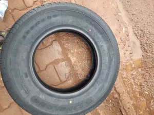 195r15 Linglong Tires New .