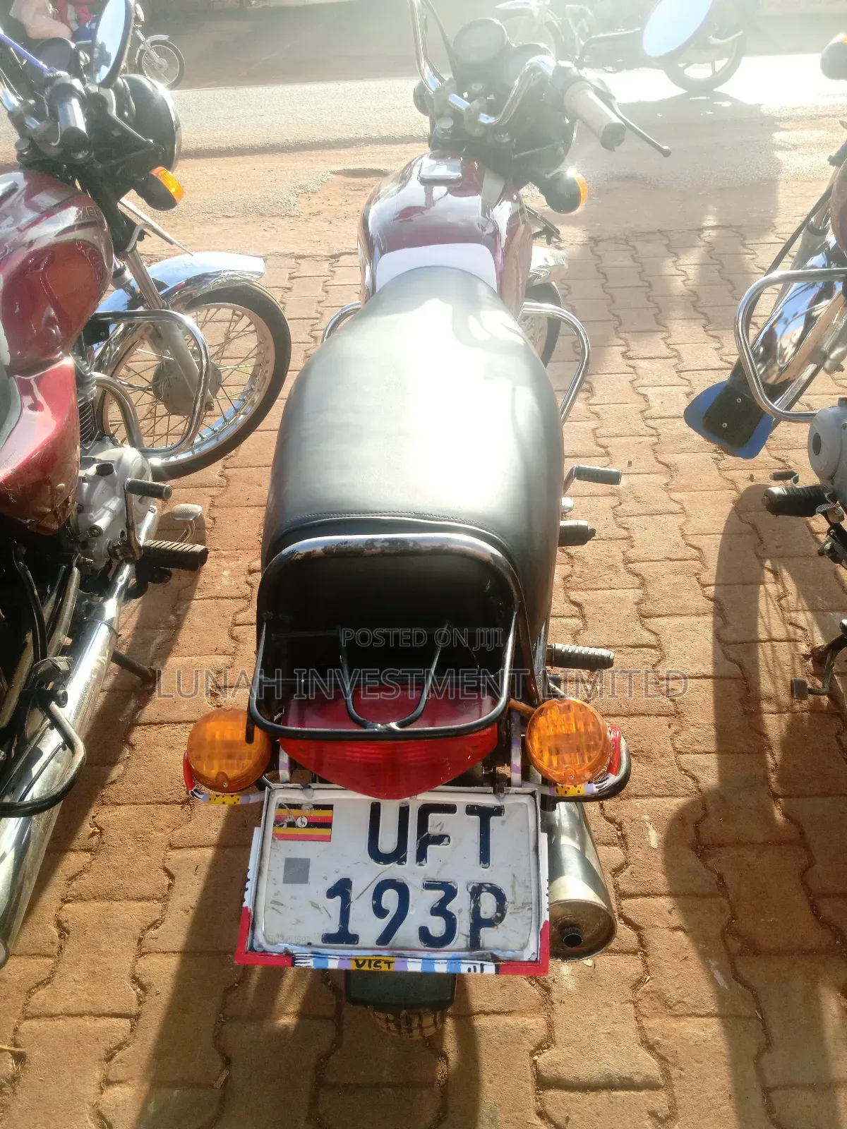 Bajaj Boxer 100 2024
