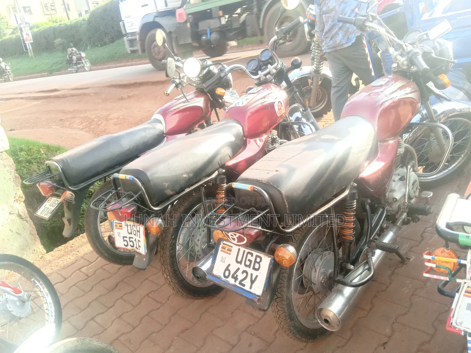 Bajaj Boxer 125 2024 Red