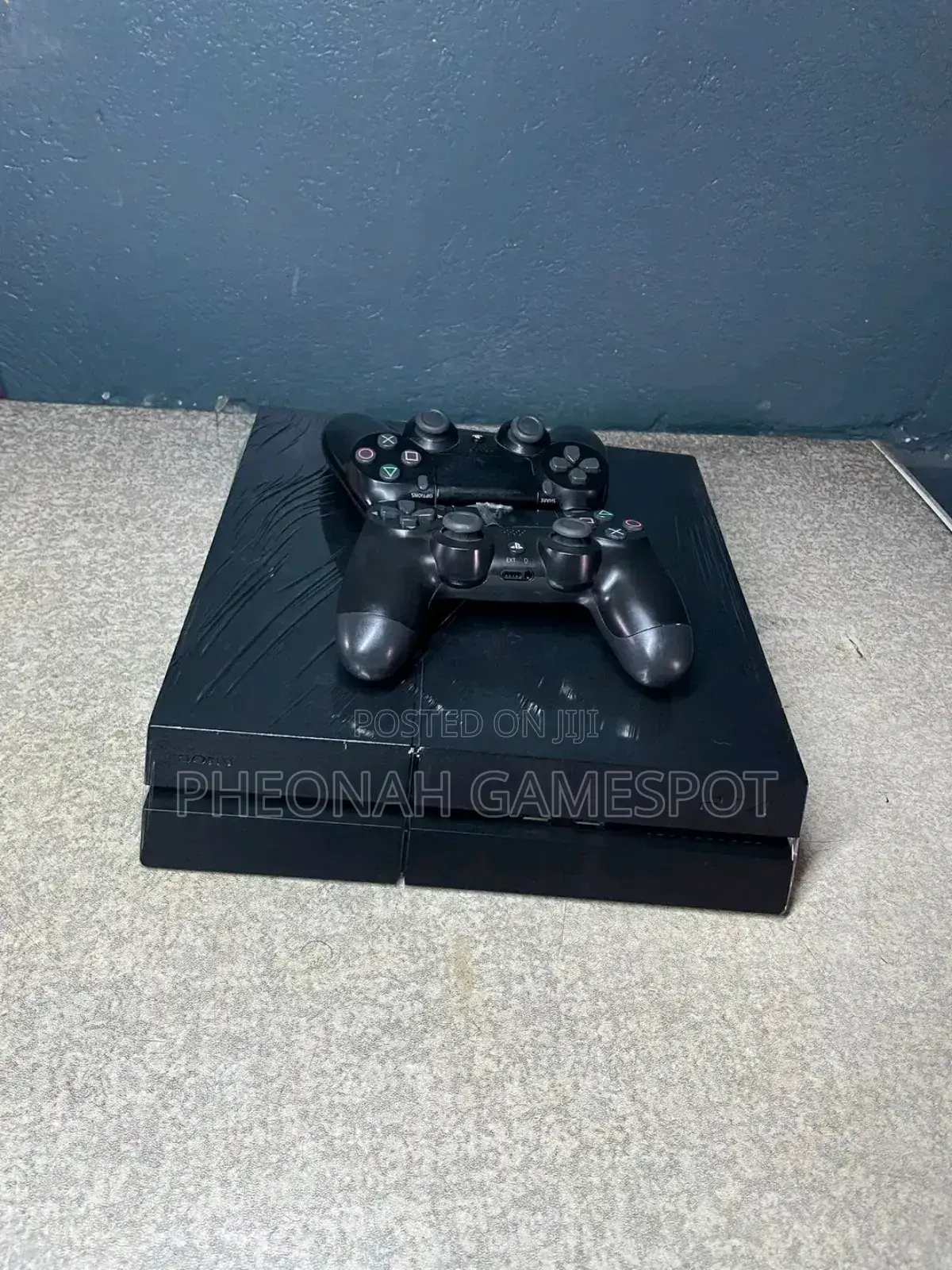 Used Ps4 Standard: Fully Tested, 2 Pads, 13 Games, Cheapest on Jiji!