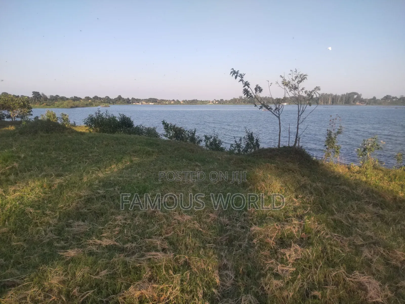 Entebbe Kawuku ( Bwelenga) Lake Touching Land on Sale