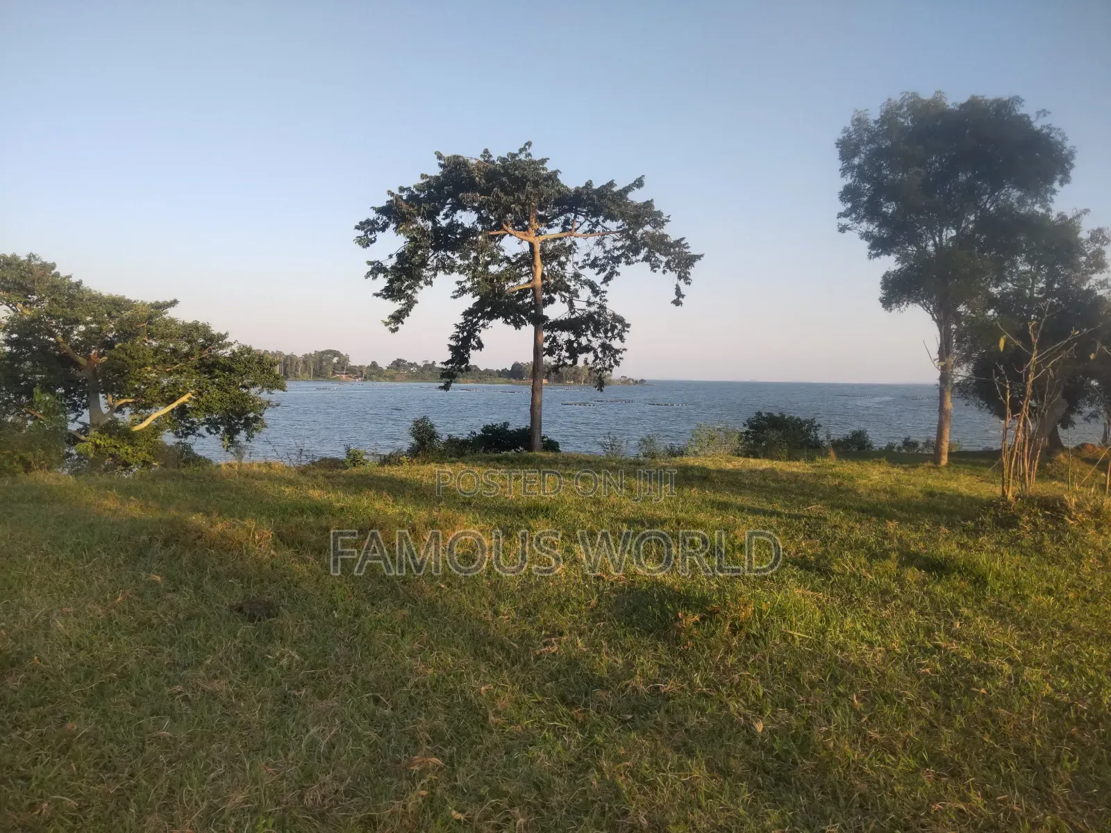 Entebbe Kawuku ( Bwelenga) Lake Touching Land on Sale