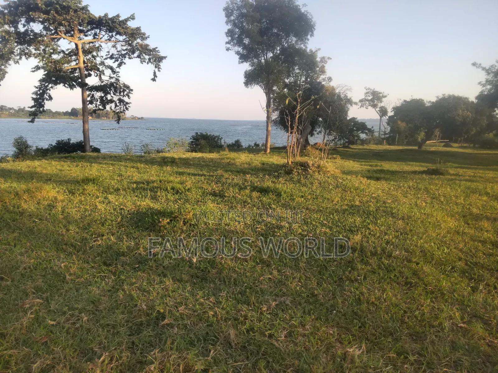Entebbe Kawuku ( Bwelenga) Lake Touching Land on Sale