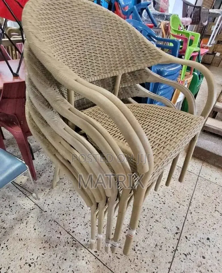 Stylish Vip Plastic Chairs