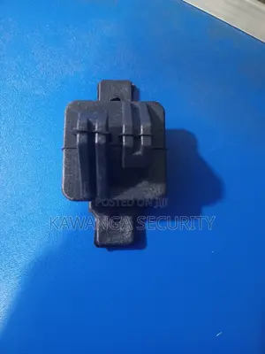 Electric Fence W-insulators
