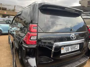 Toyota Land Cruiser 2012 Black