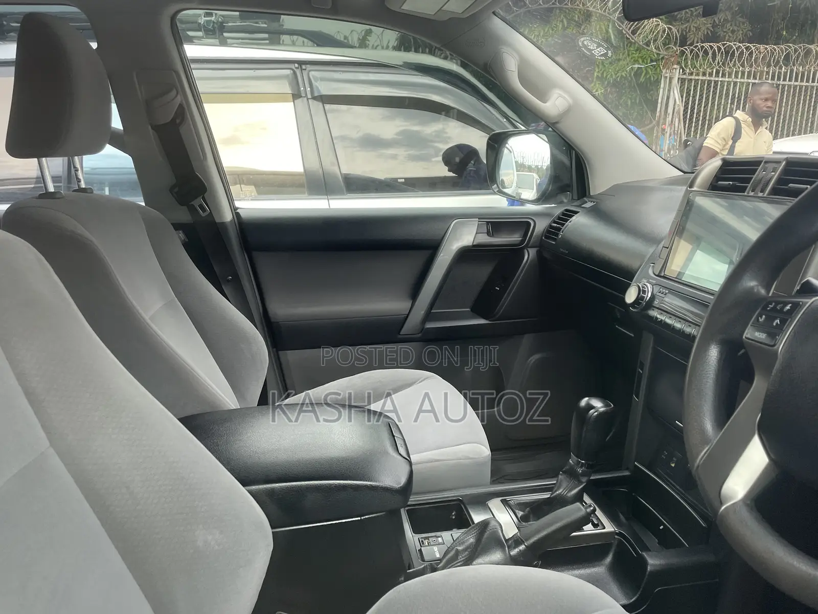 Toyota Land Cruiser 2012 Black