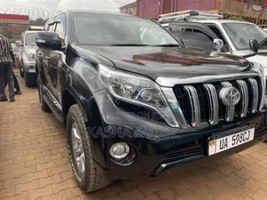 Toyota Land Cruiser 2012 Black