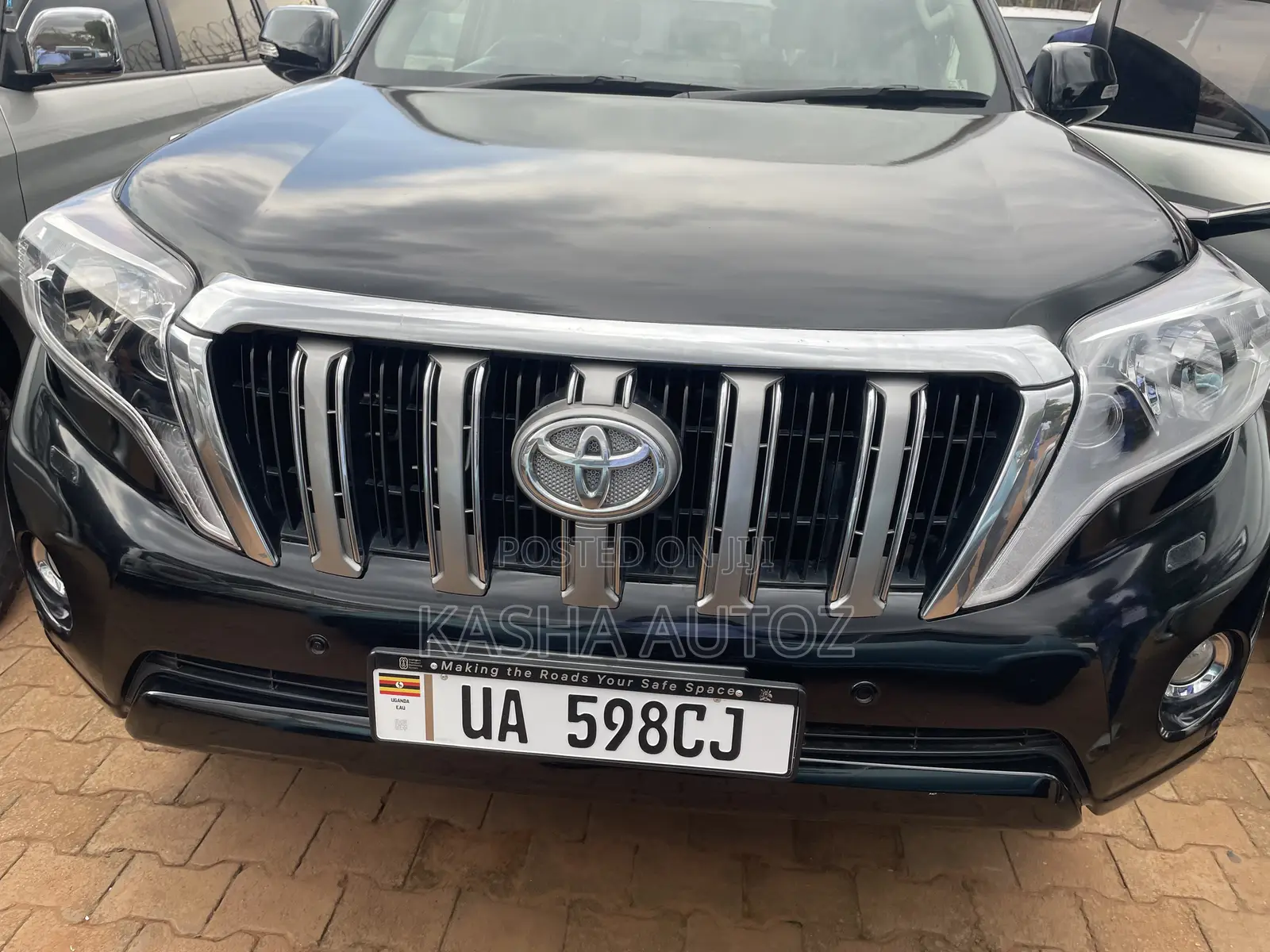 Toyota Land Cruiser 2012 Black