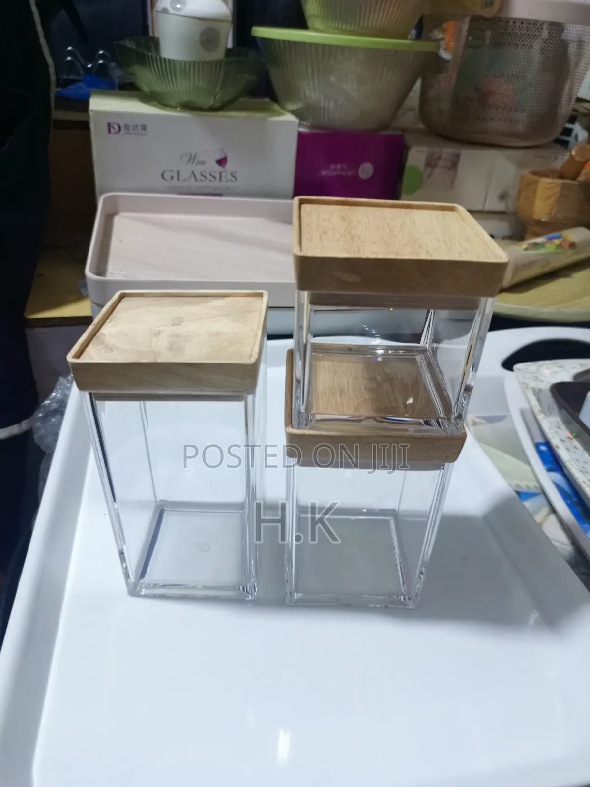 3pcs Glass Spice Jars With Bamboo Lids.