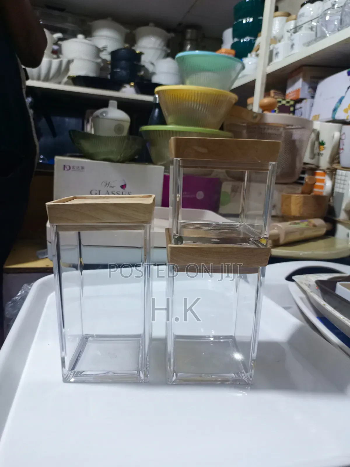 3pcs Glass Spice Jars With Bamboo Lids.