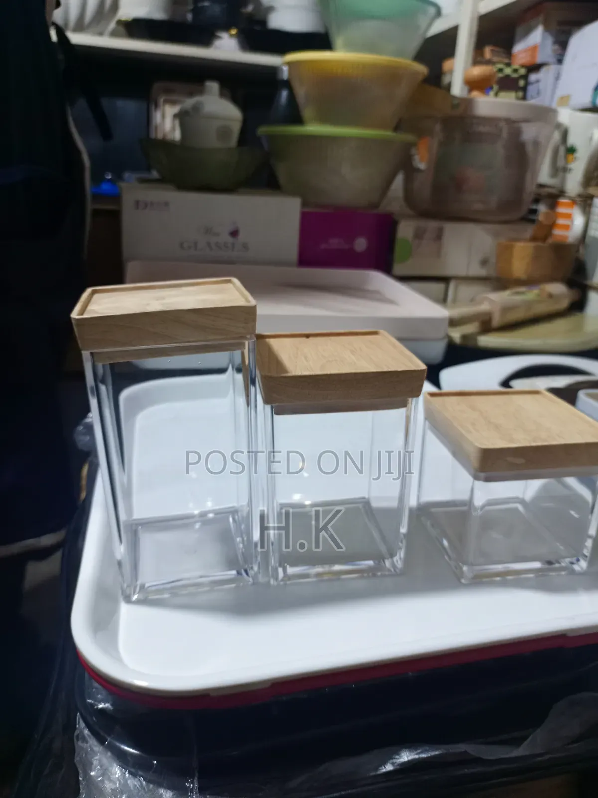 3pcs Glass Spice Jars With Bamboo Lids.
