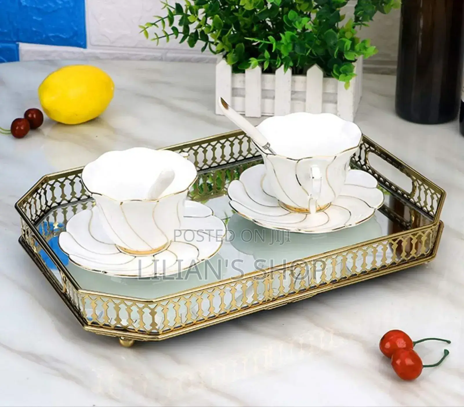 Rectangular Gold Mirror Tray