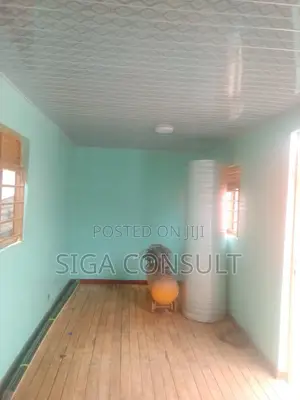 20ft Office Container Is Available for Month in Bugolobi