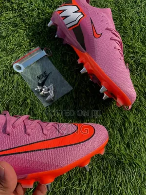 Nike Air Zoom Mercurial Vapor 16 Sg Screw Stud Football Boots