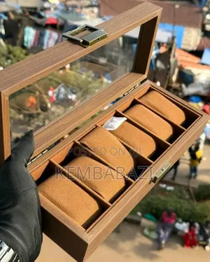 6-Slot Watch Box