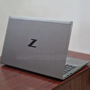 New Laptop HP ZBook Firefly 16 G10 16GB Intel Core I7 SSD 512GB