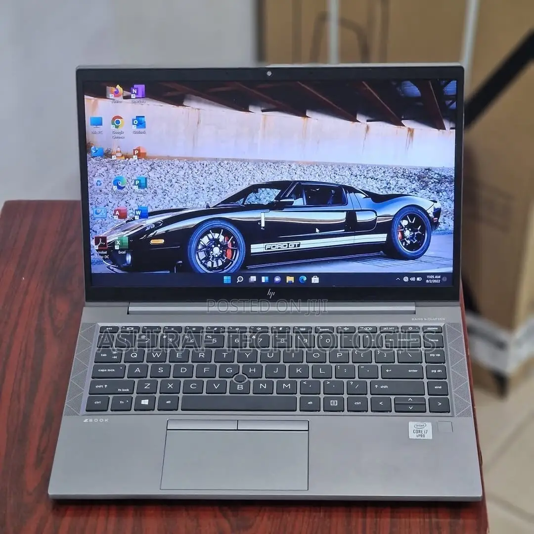 New Laptop HP ZBook Firefly 16 G10 16GB Intel Core I7 SSD 512GB