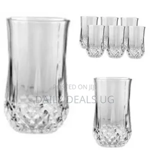 6 Pieces of Diamond Design Juice Glasses - Colorless