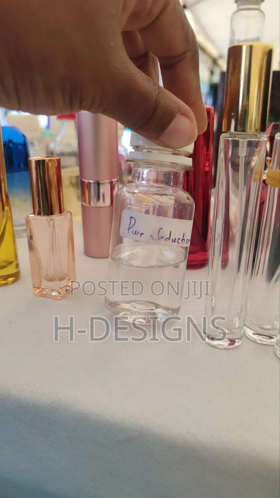 Perfume Oils for Smell Good Lovers