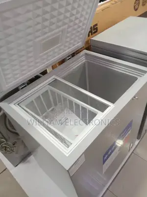 Geepas 210 Litres Deep Freezer