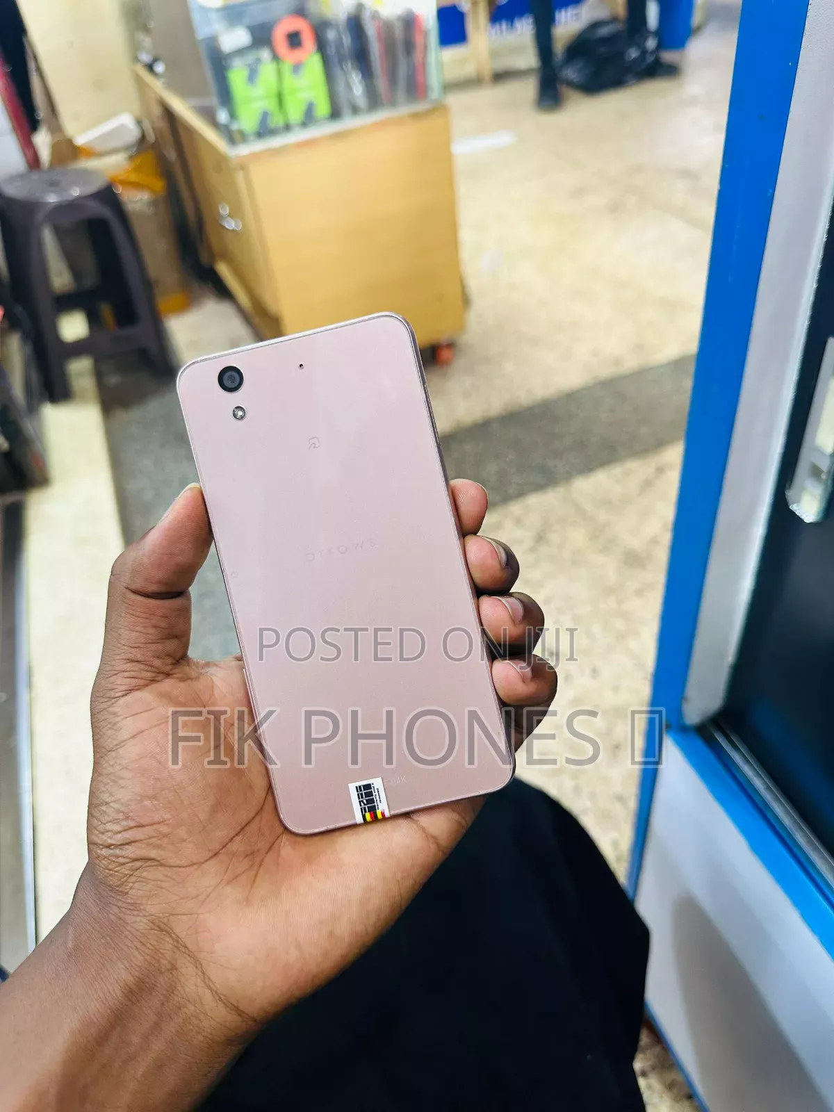 Fujitsu Arrows Be F-04K 32 GB Rose Gold