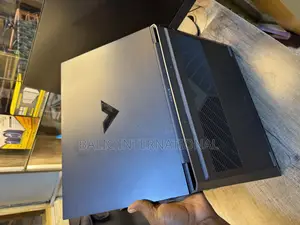 Laptop HP Victus 15 24GB AMD Ryzen 5 SSD 1T