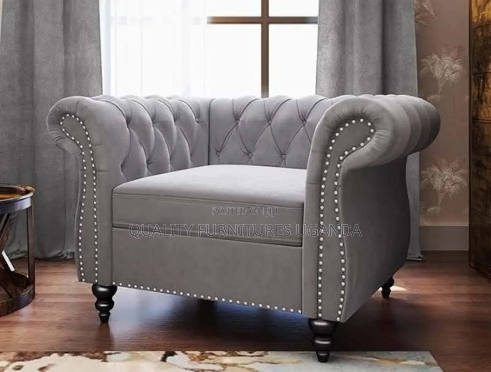 Single Seater Chesterfield/ Luxurious Couch