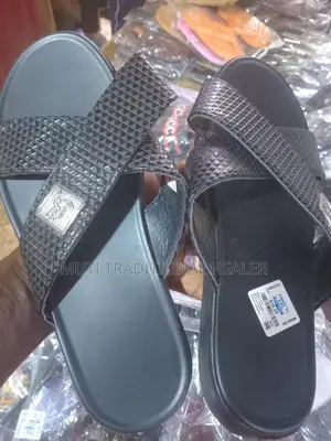 Dodo Ladies and Gentlemen Shoe Shop.