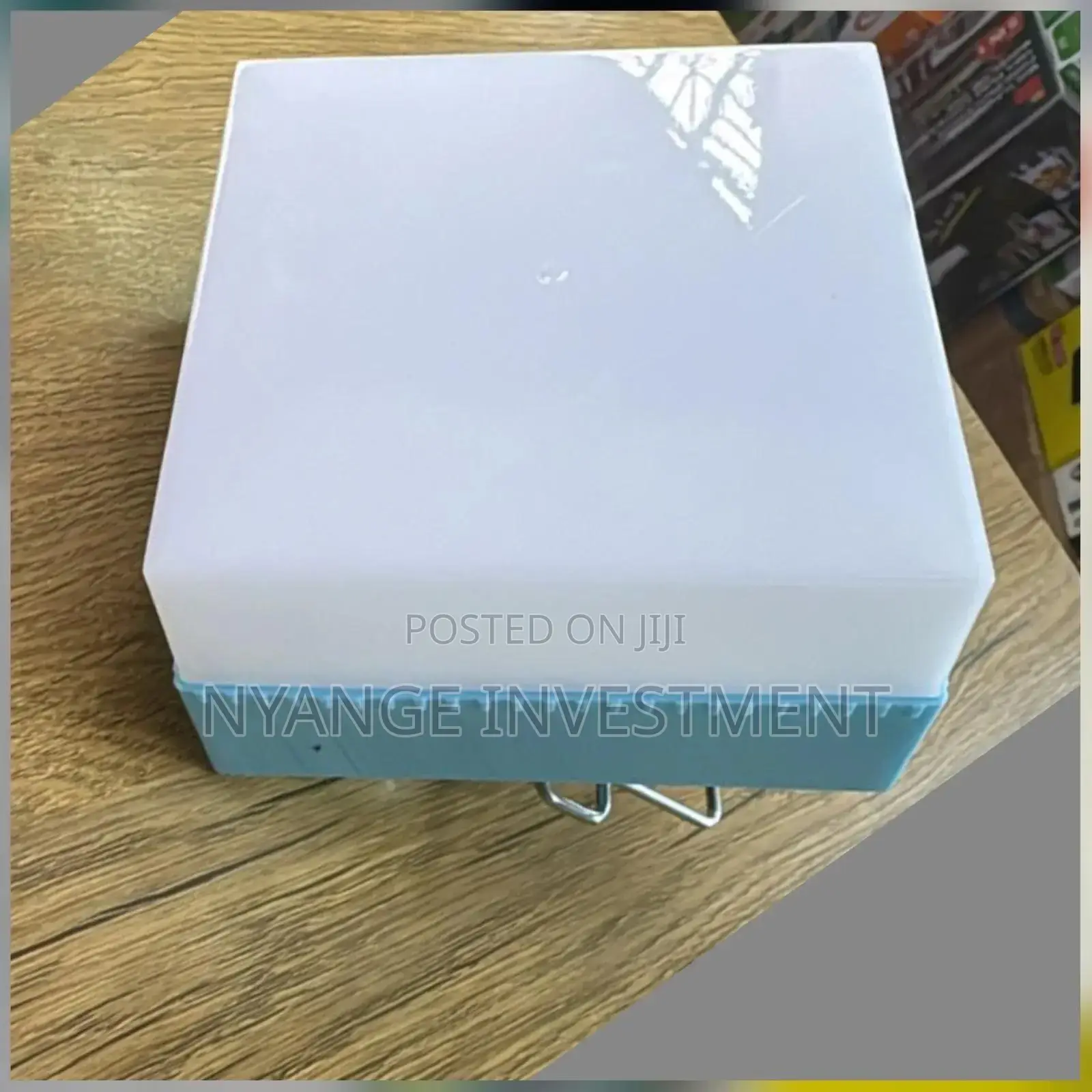 Rechargeable Solar Lamp.