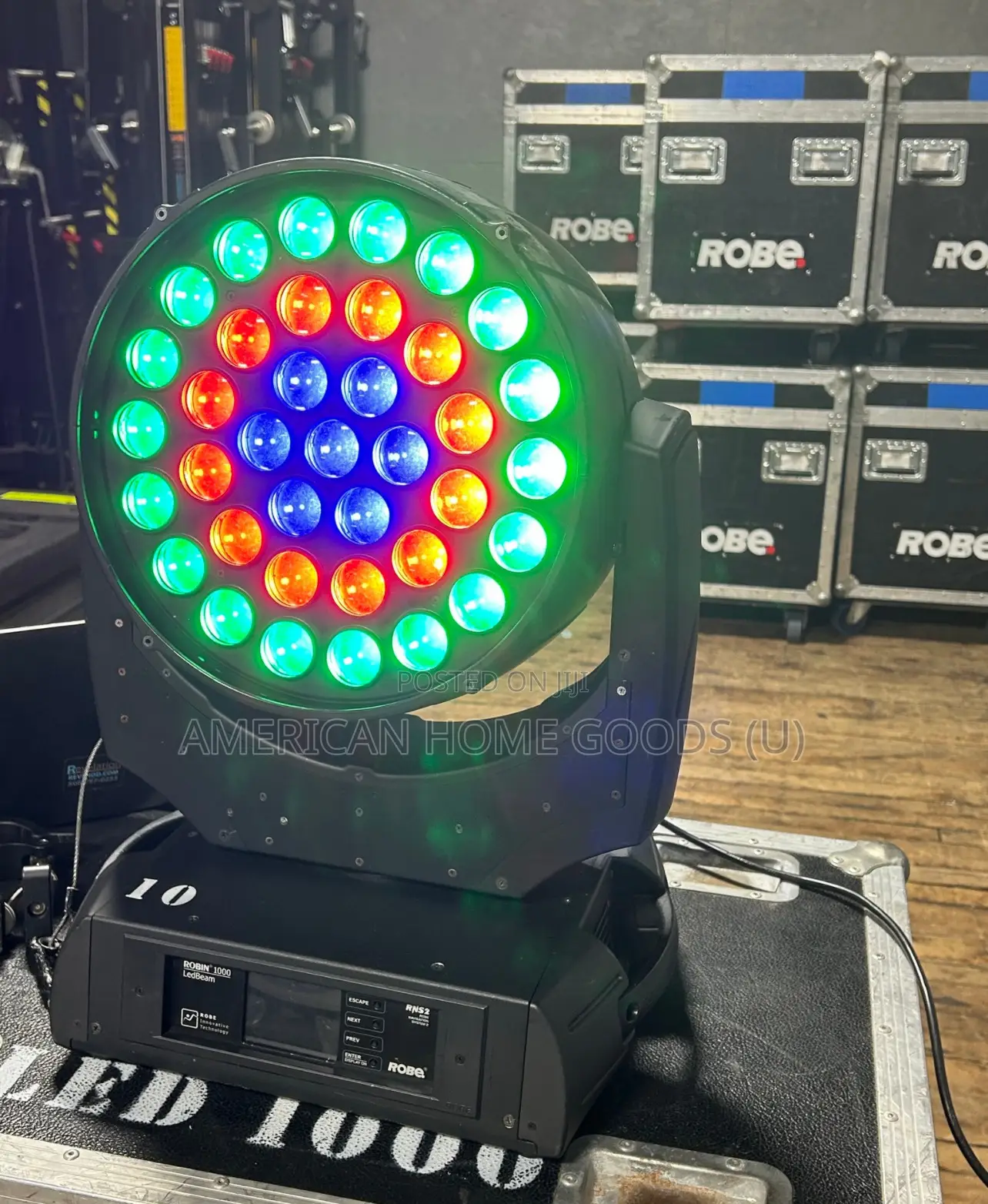 Pair Robe Robin Ledbeam 1000 - Moving Stage Lights With Storage Cases