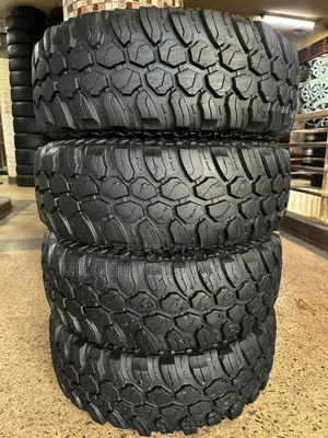 31 10 50 R15 Used Joyroad Mt but Almost New Tires Very Clear and Gd.