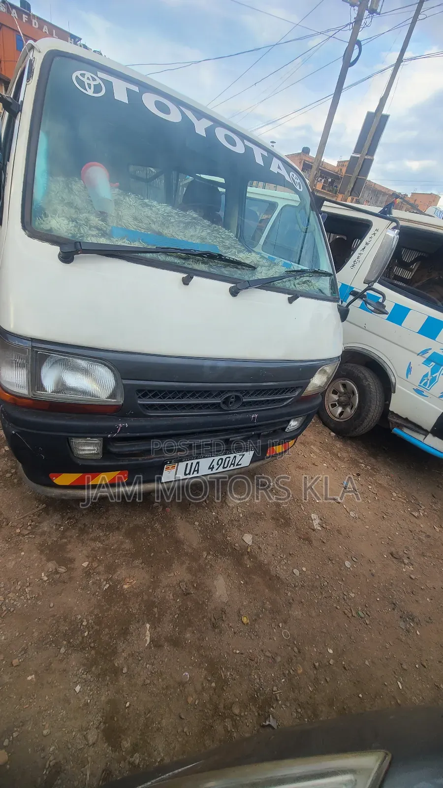 Toyota HiAce 2003 White