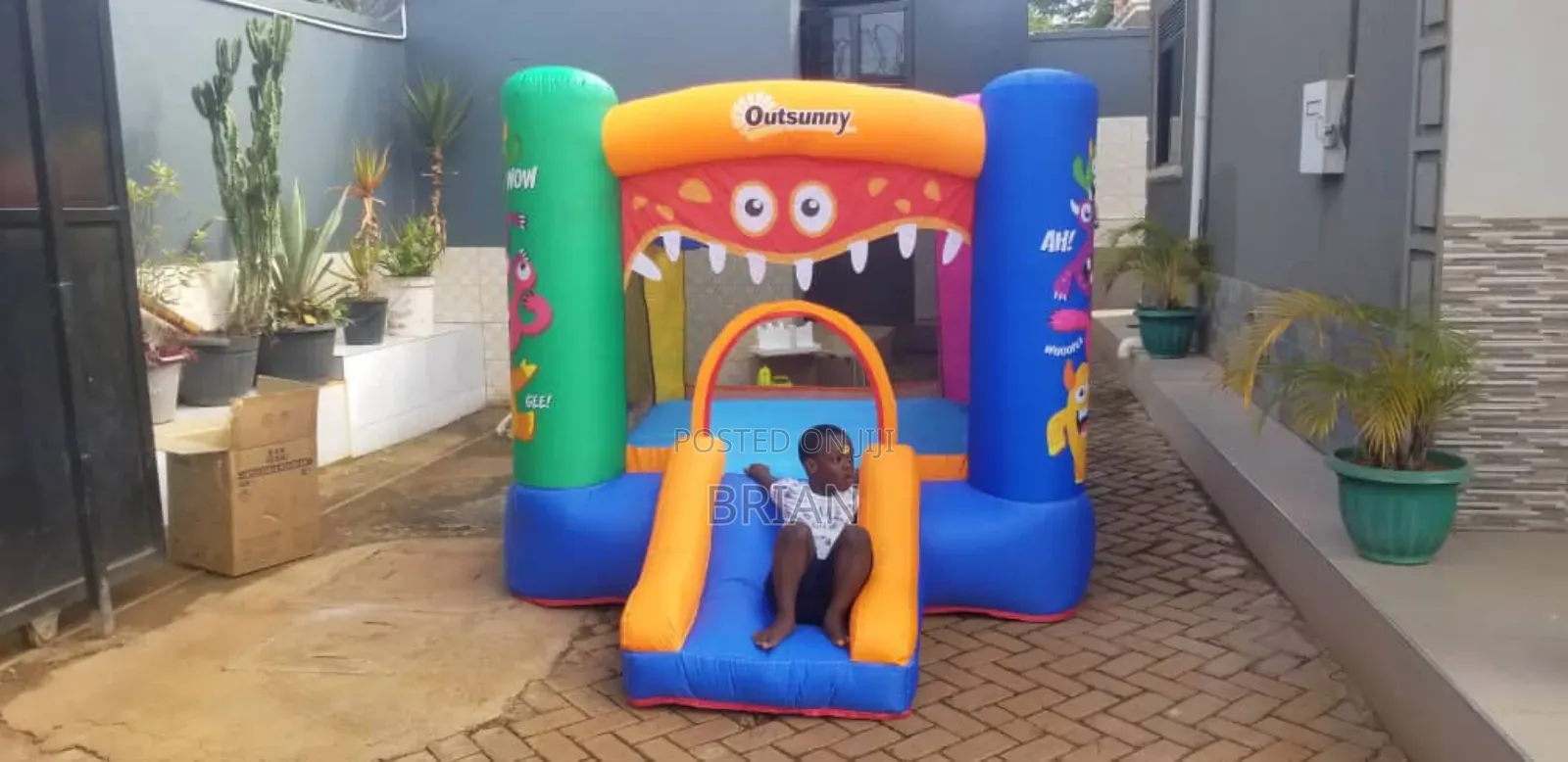 Kids Bouncing Castle