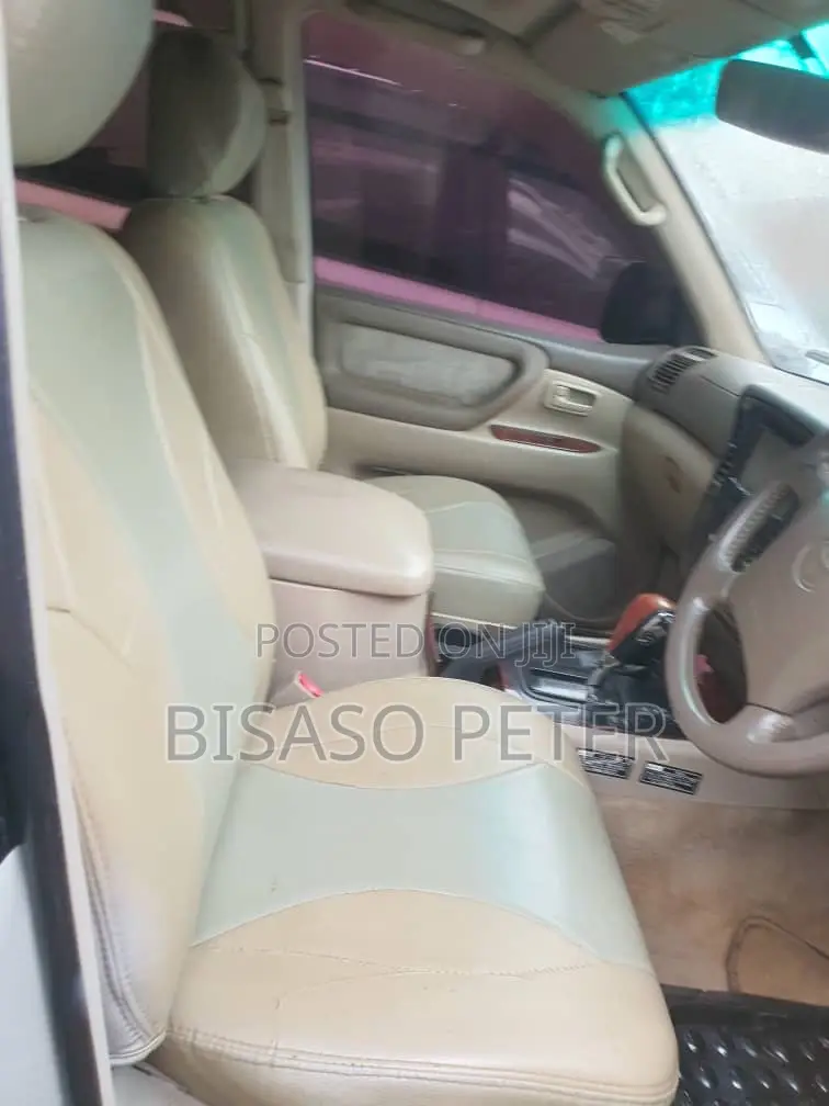 Toyota Land Cruiser 100 4.7 V8 Executive 2005 White