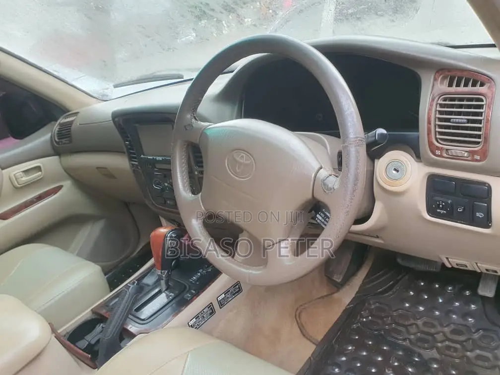 Toyota Land Cruiser 100 4.7 V8 Executive 2005 White